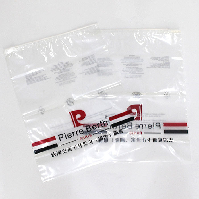 Zipper pocket