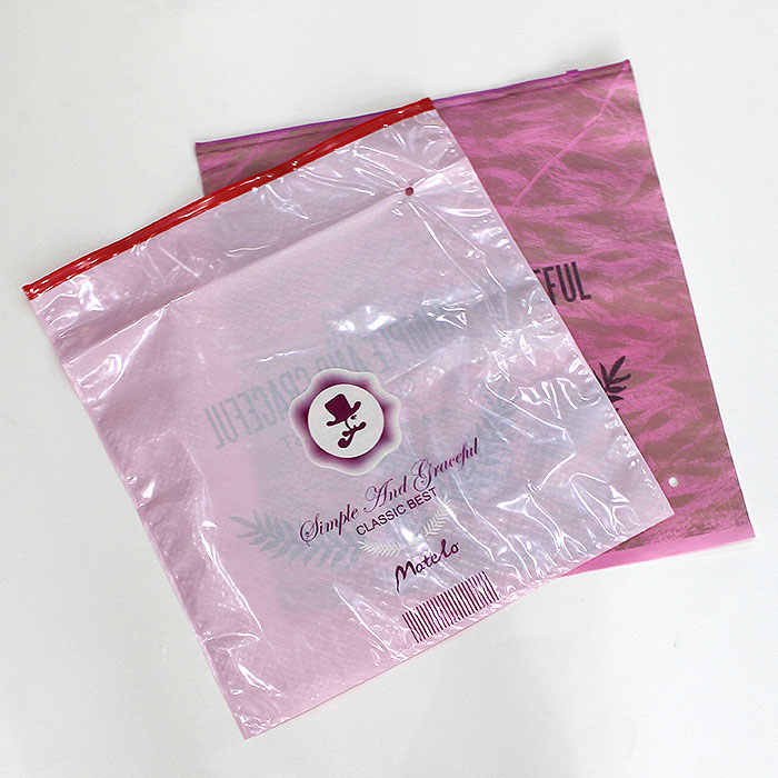 Zipper pocket