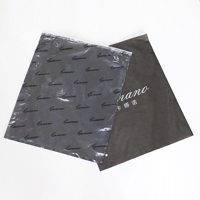 Zipper pocket